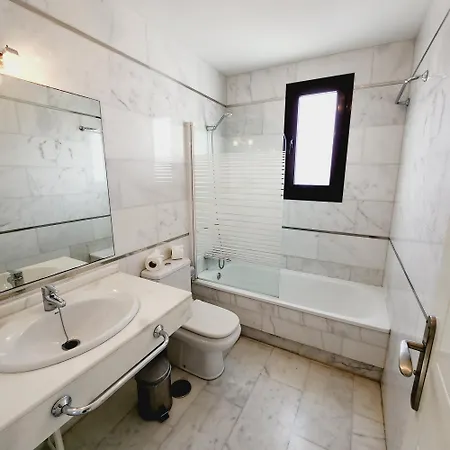 4 Bedroom Luxury With Private Pool K304 Βίλα *