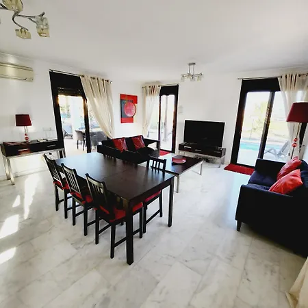 4 Bedroom Luxury With Private Pool K304 Βίλα